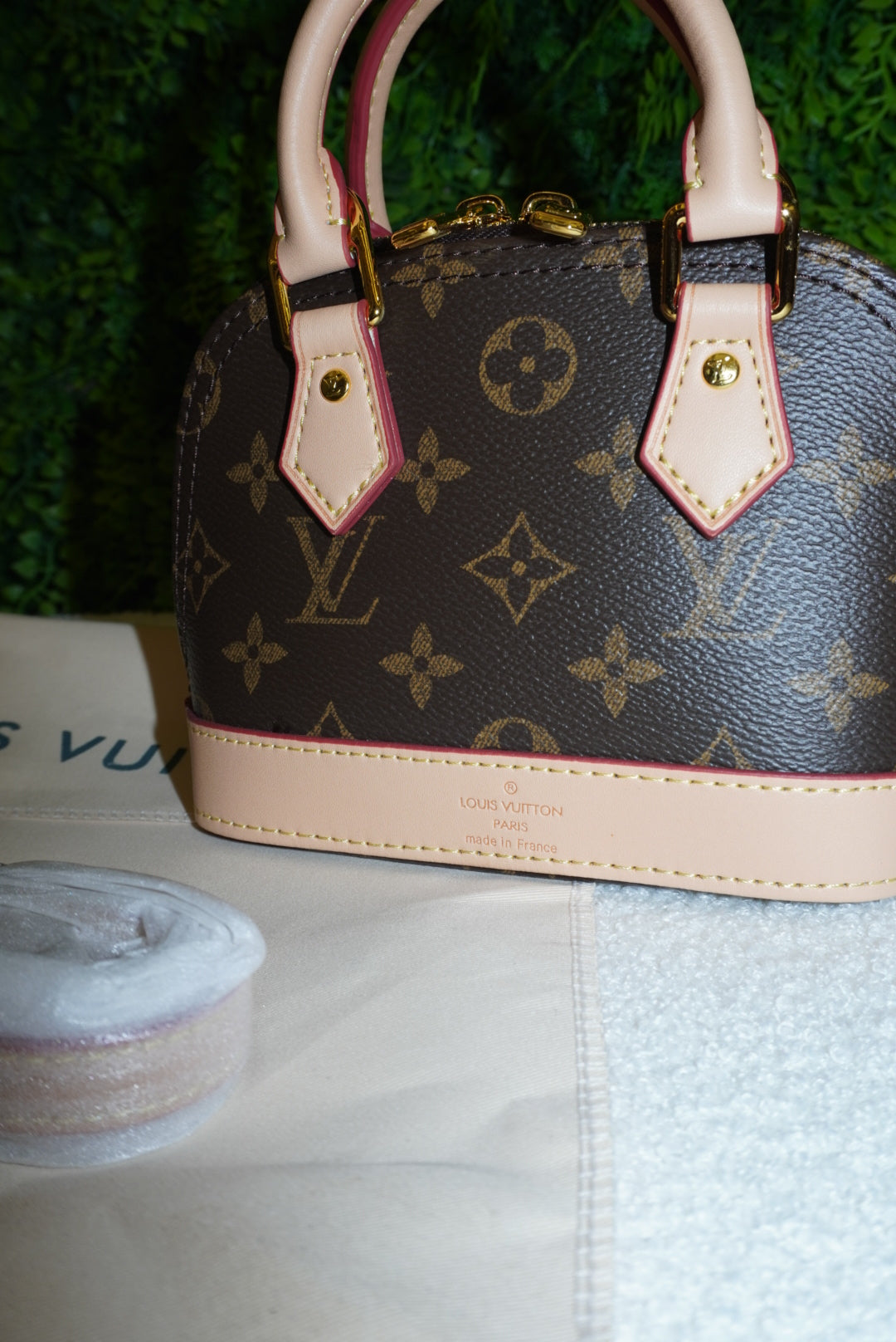 Bag Lv mini alma (dustbag)
