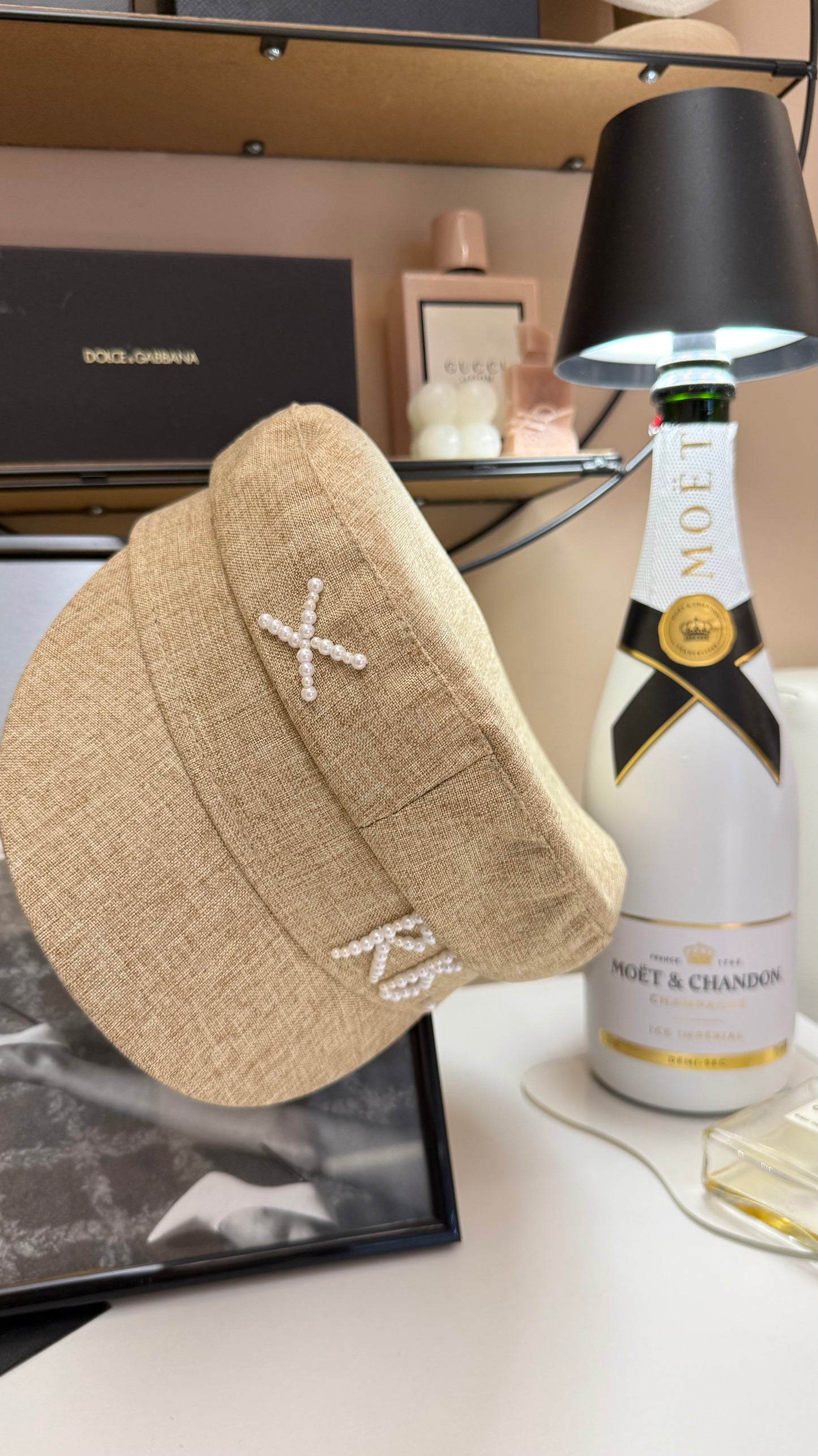 Cappello Rb con perle