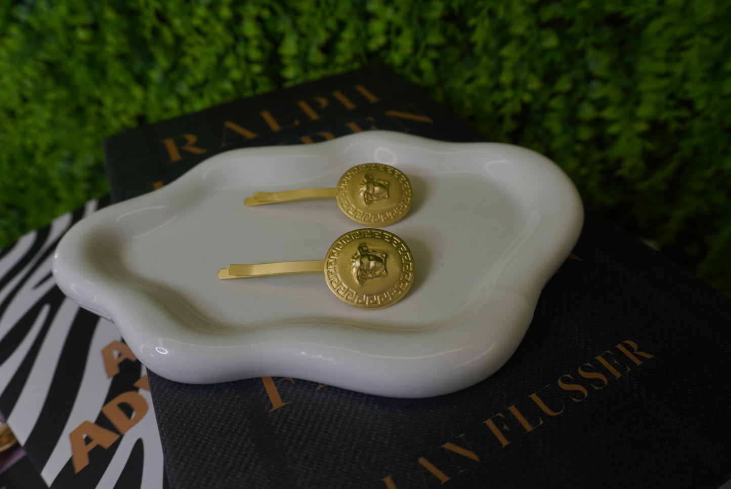 Gold metal hair clip luxury