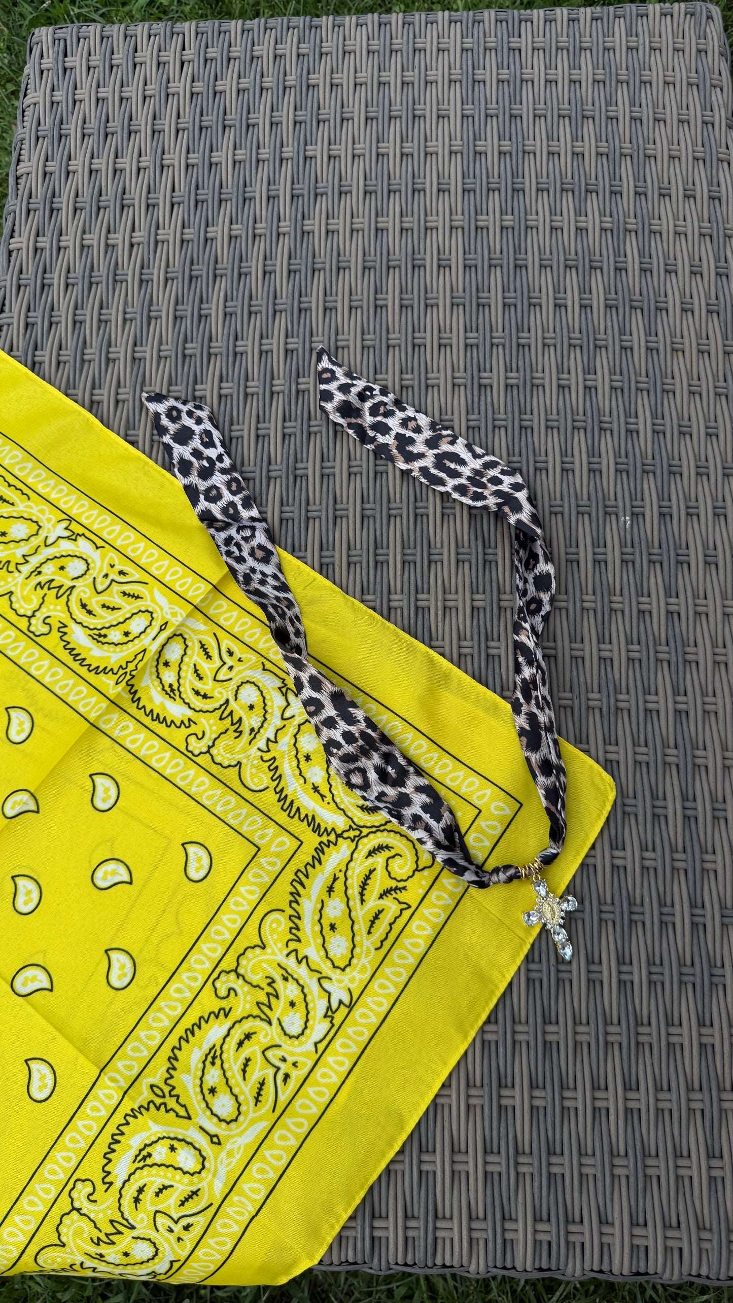 Combo Yellow/Leopard (Chocker+Bandana)