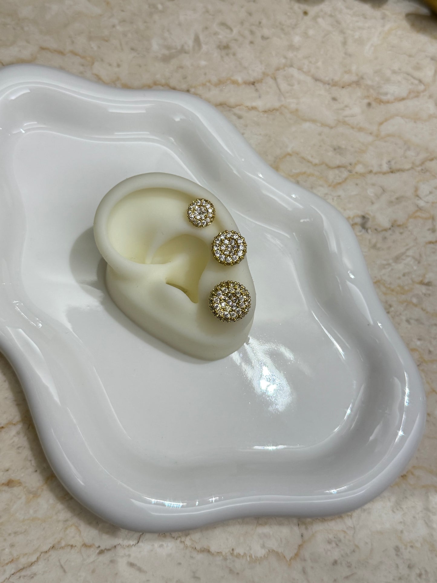 Orecchini bottone Lumora gold (3 coppie)
