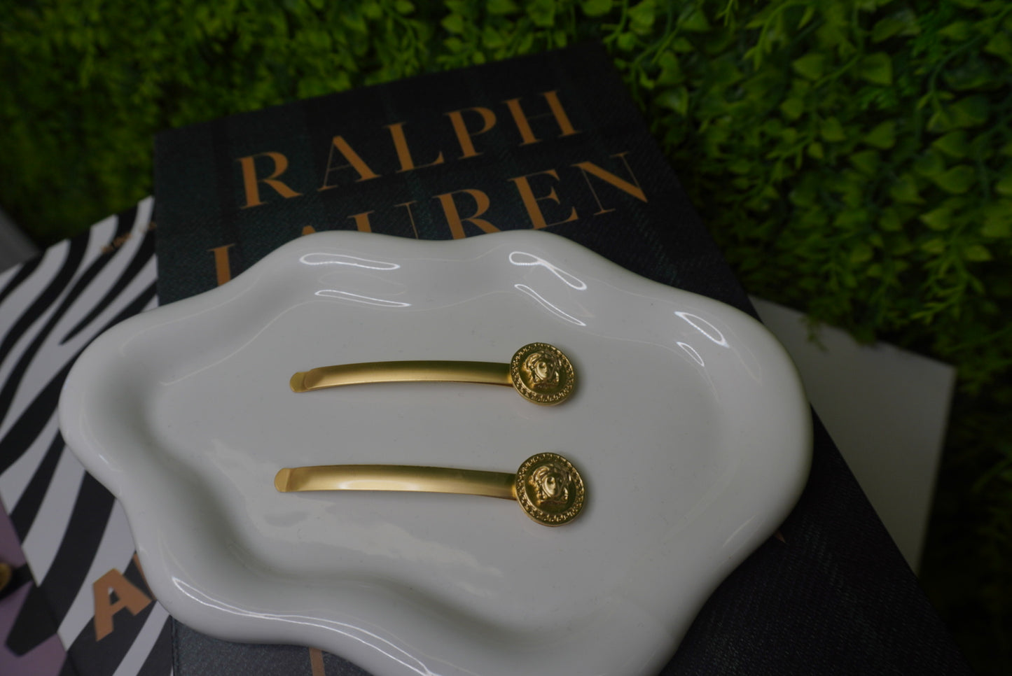 Gold metal hair clip luxury