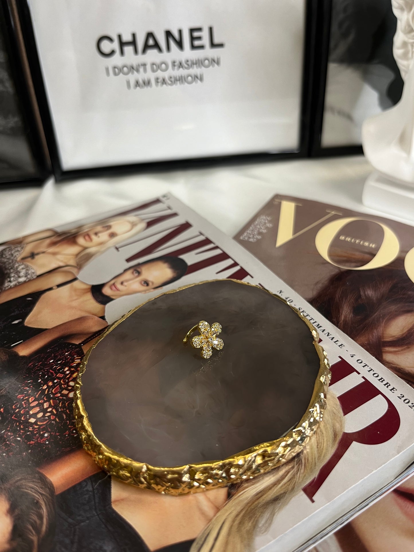 Earcuff flower gold