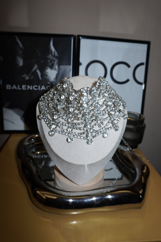 Chocker Luxury