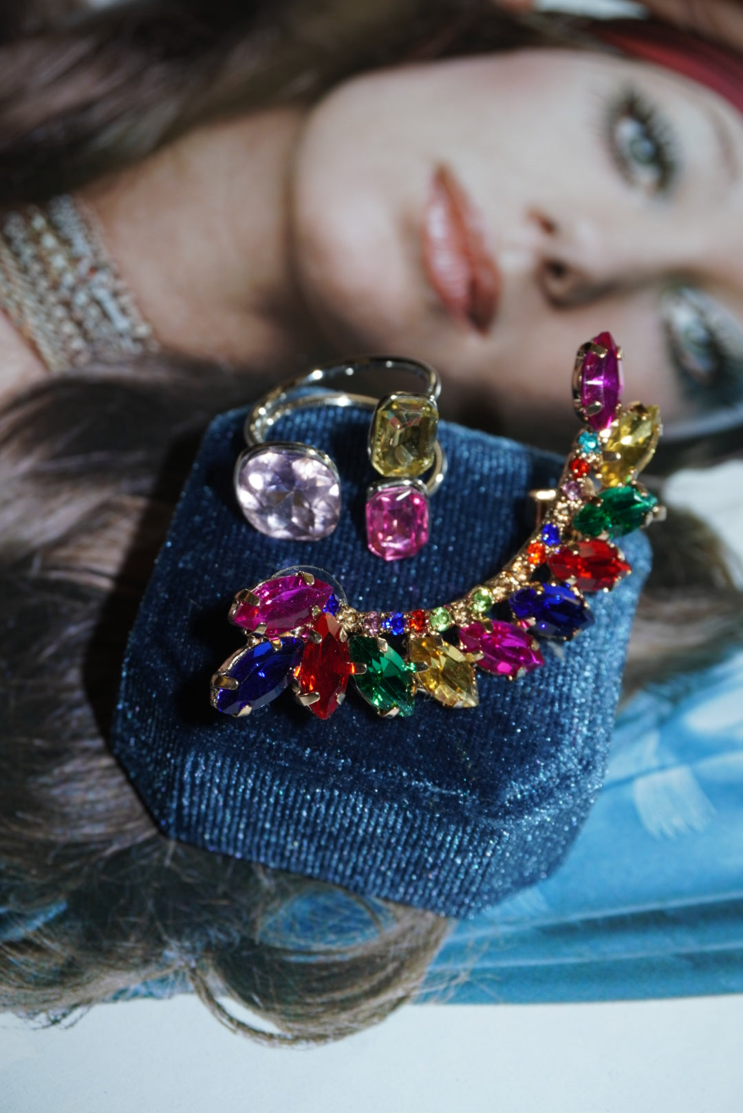 Combo Orecchino Arcobaleno + Anello diamanti