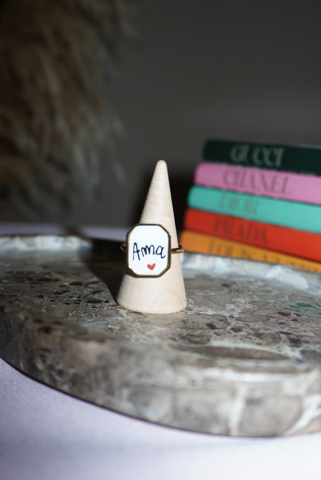 Anello Ama/Odio tutti gold