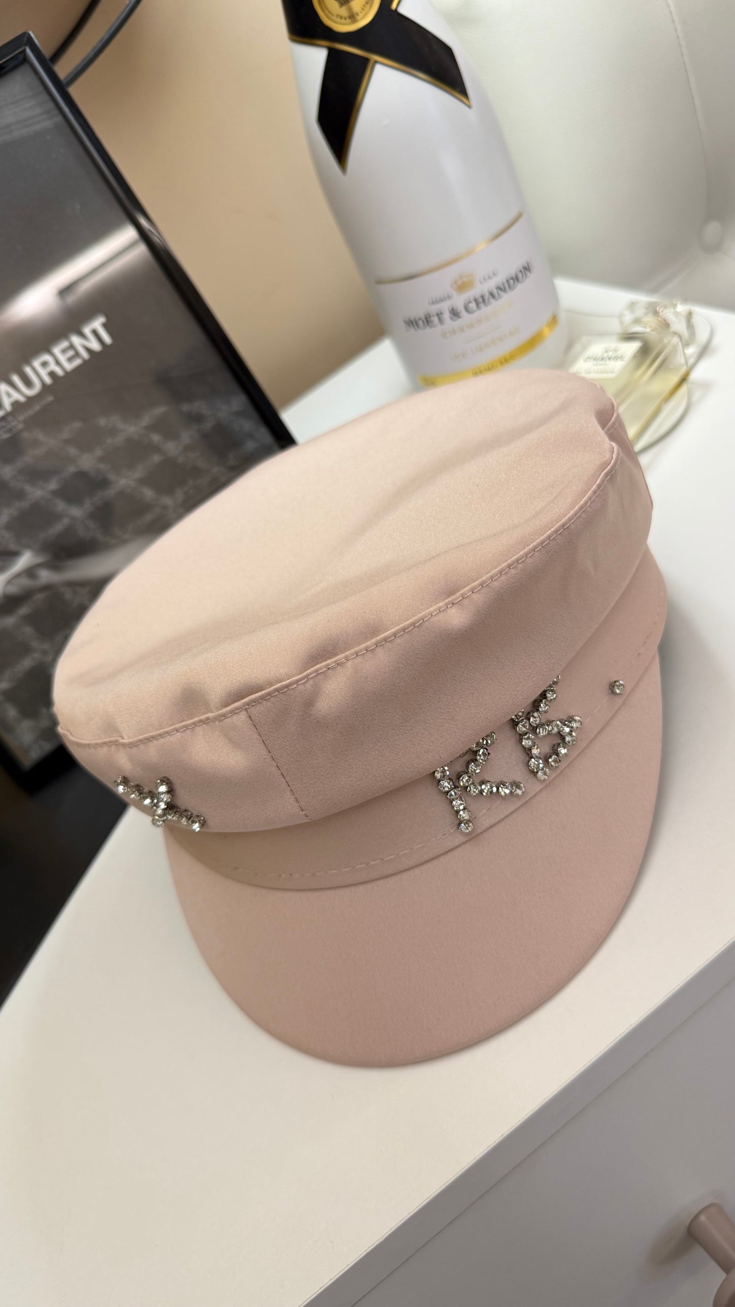 Cappello Rb con swarovski