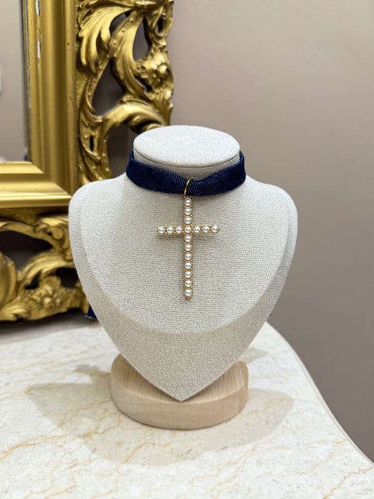Chocker Skyler in denim, croce perlata