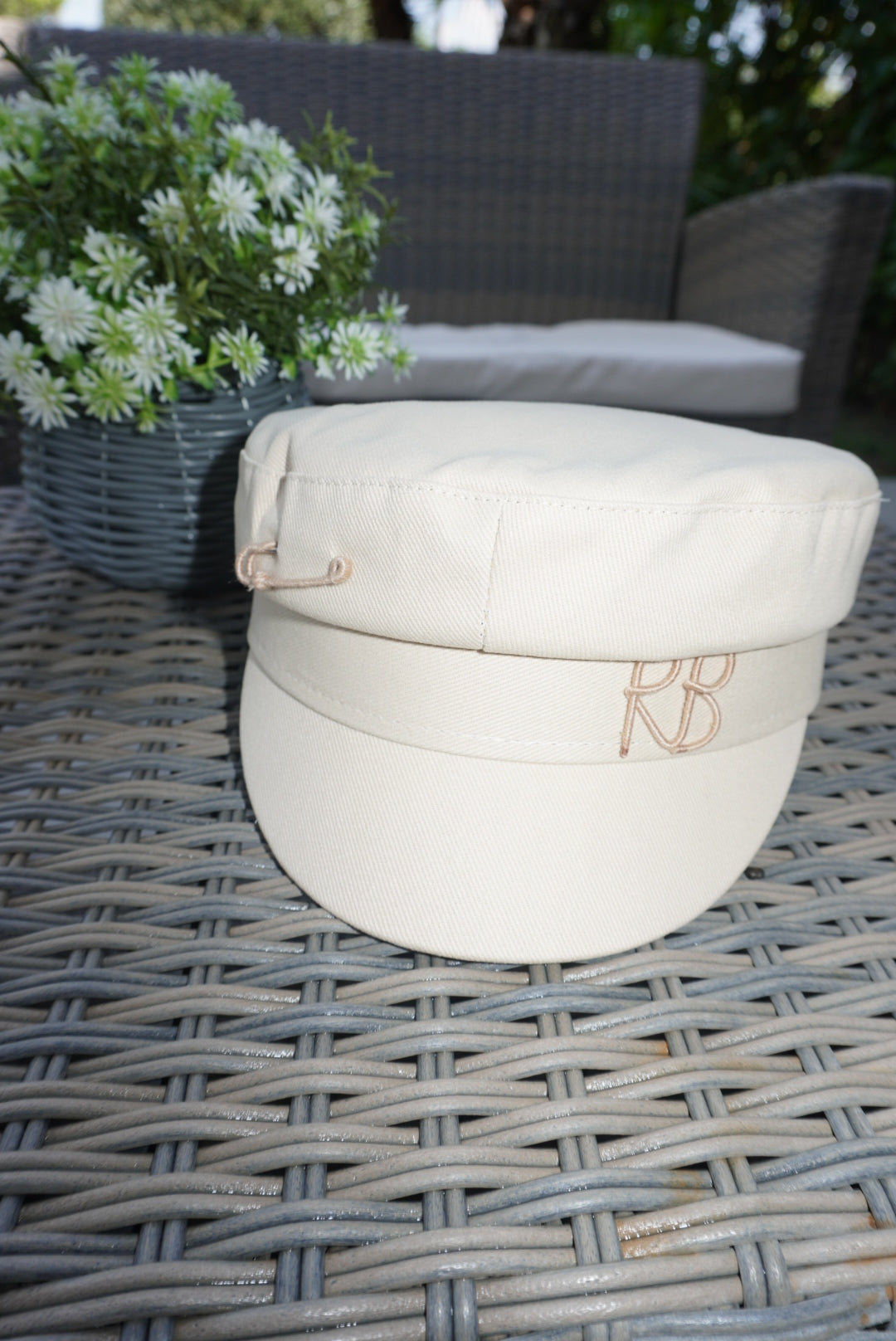 Cappello Rb crema