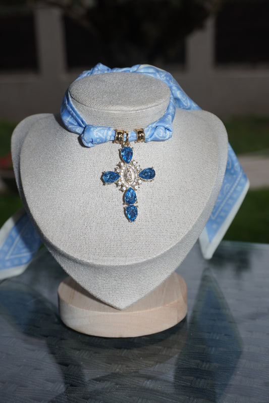 Chocker Halo Cross