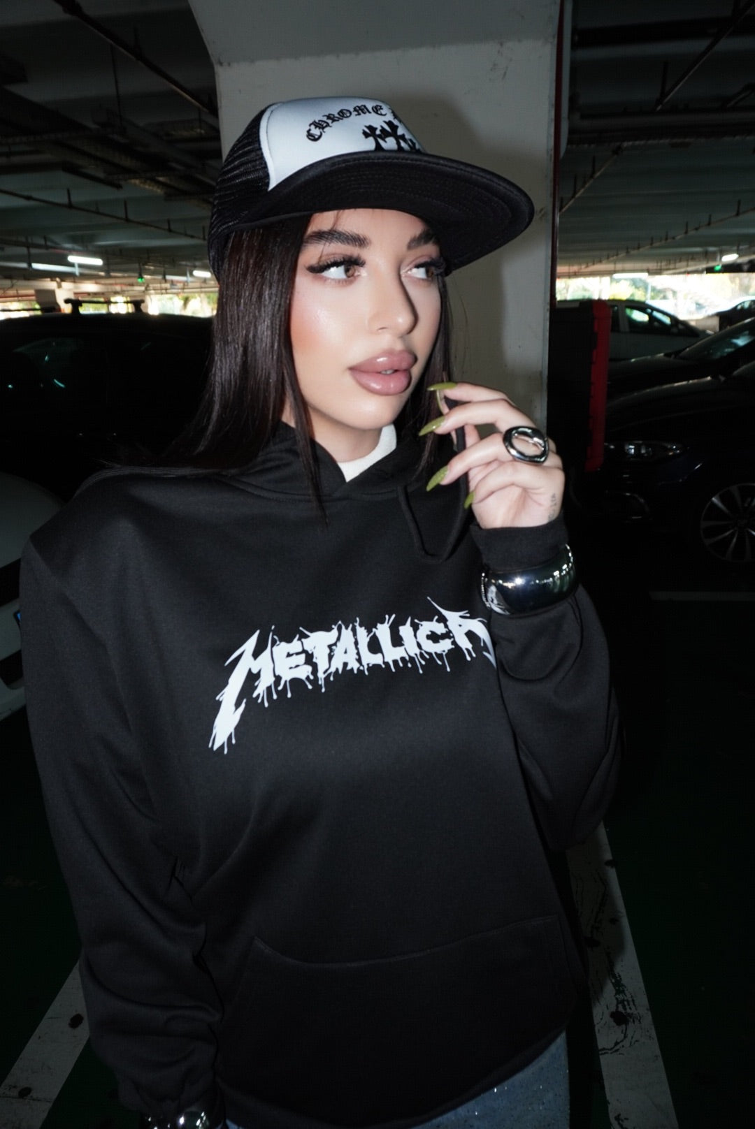 Felpa Metallica con spalline e cappuccio