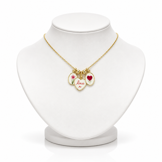Collana Three Magic