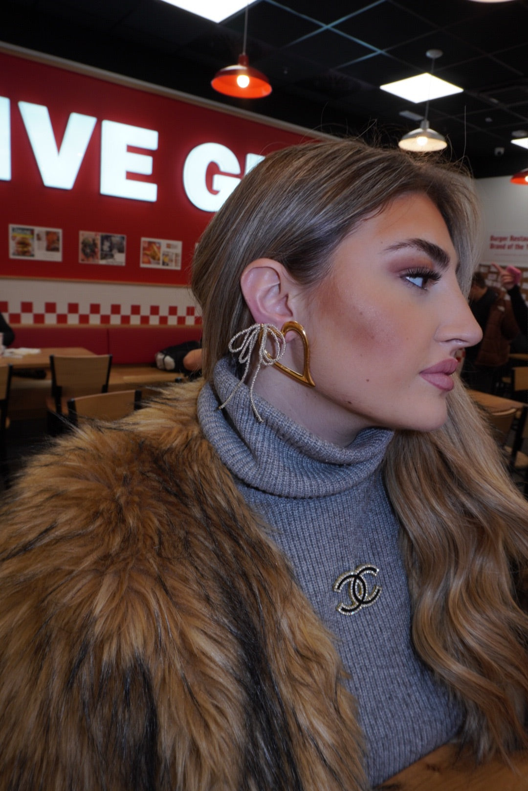 Tris combo (Spilla+ 2 paia di orecchini)