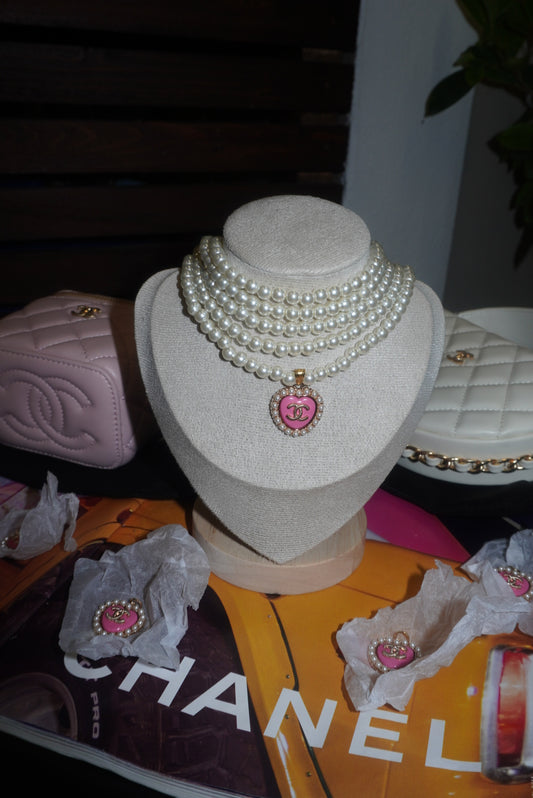 Chocker Luxury