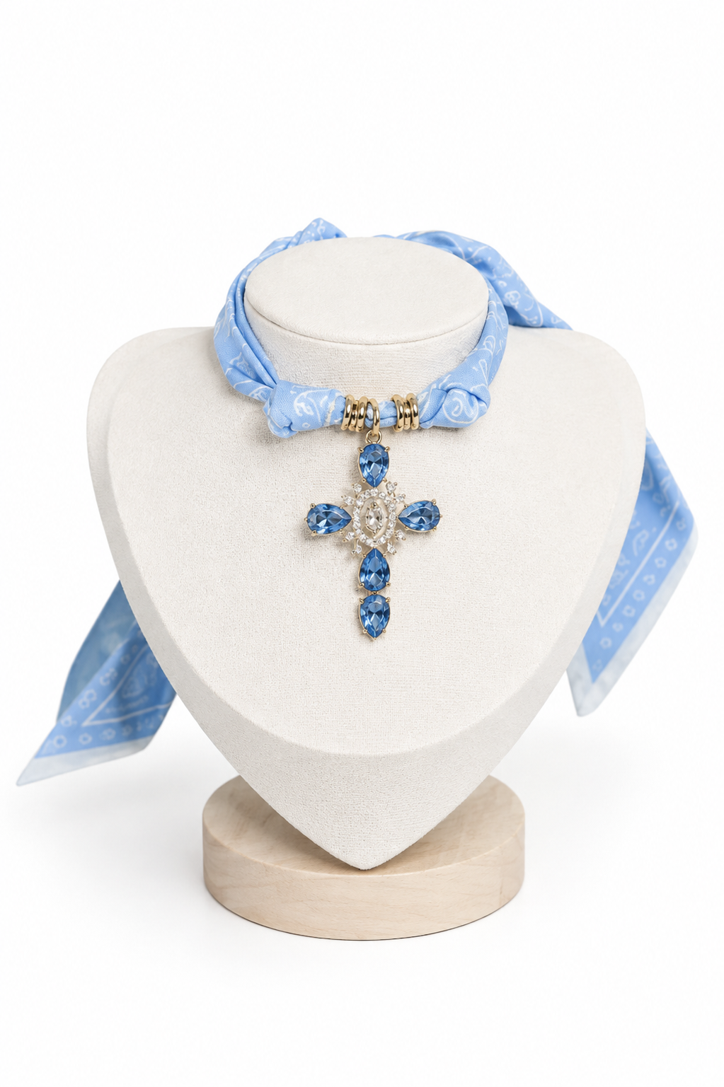 Chocker Halo Cross