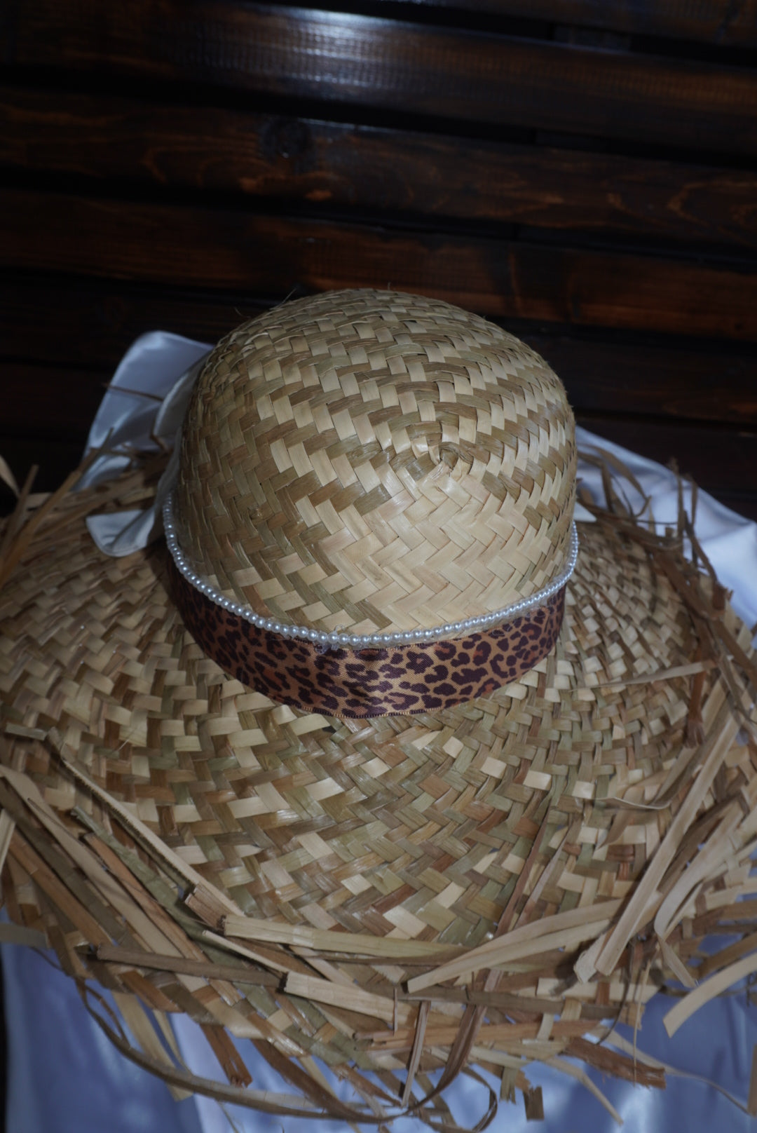 Cappello in paglia Big Flake sul retro
