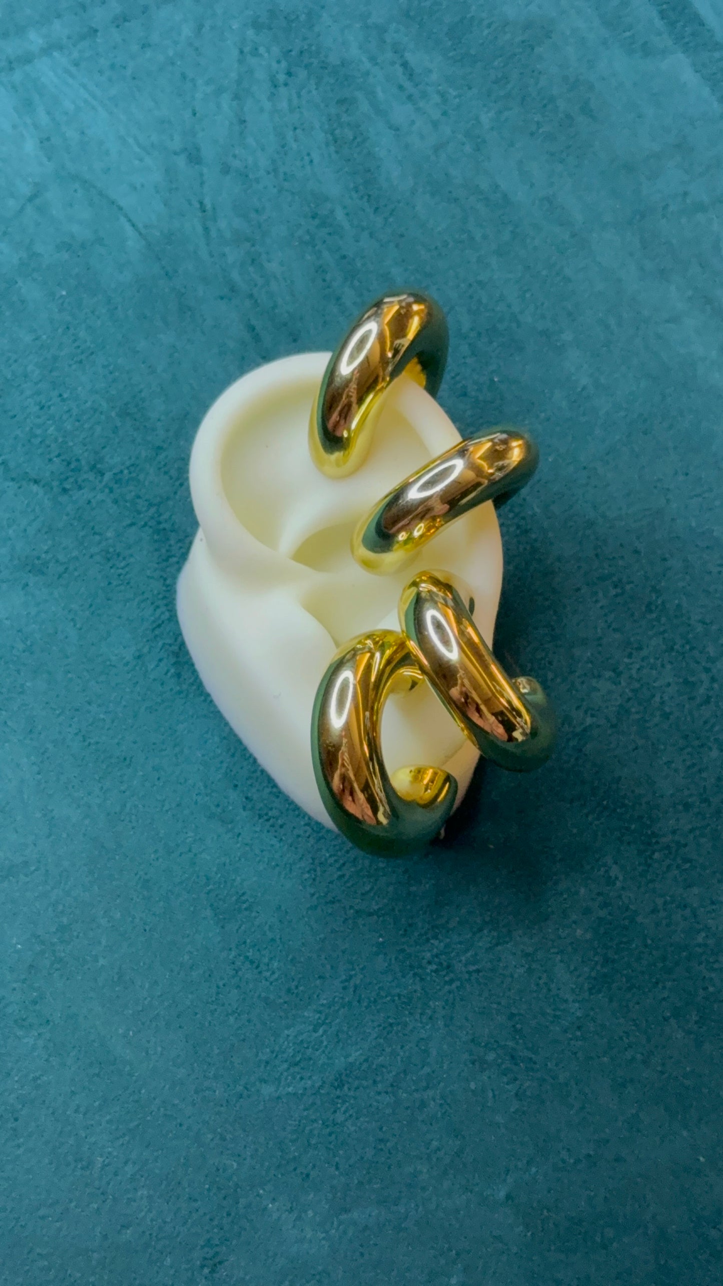 Combo Bombata Orecchini + Earcuff