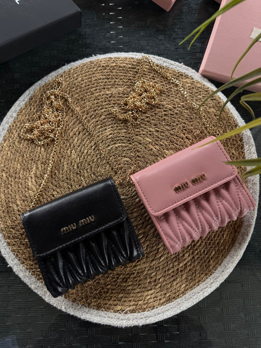 Mini pochette Miu in pronta consegna