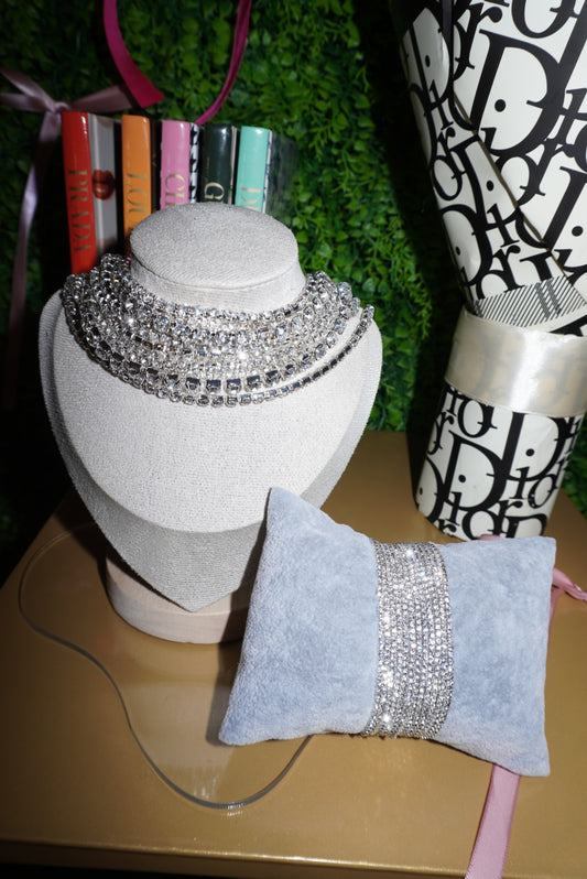 Combo Chocker + Bracciali