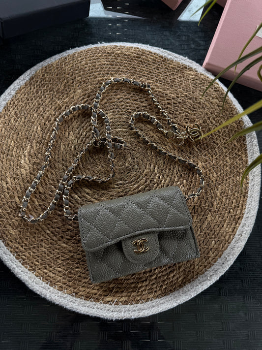 Mini pochette Cc in pronta consegna